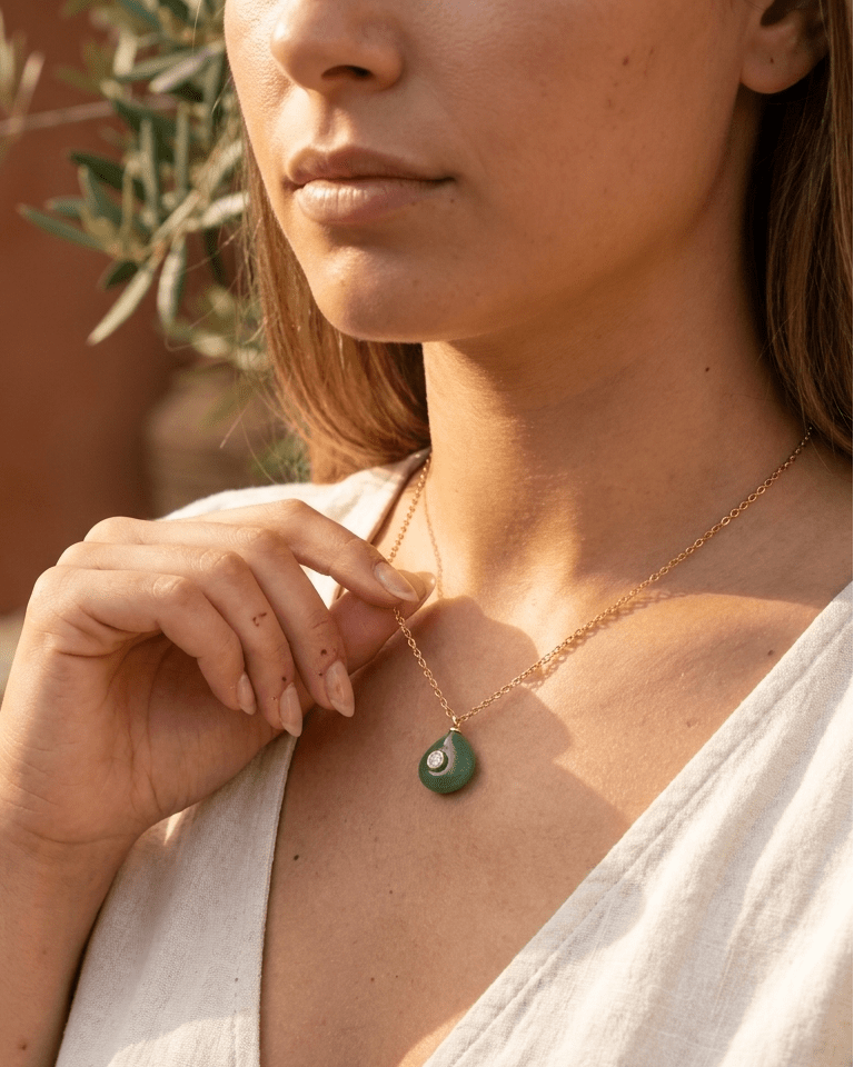 Collar Lagunas JADE – La Piedra de la Armonía y la Abundancia